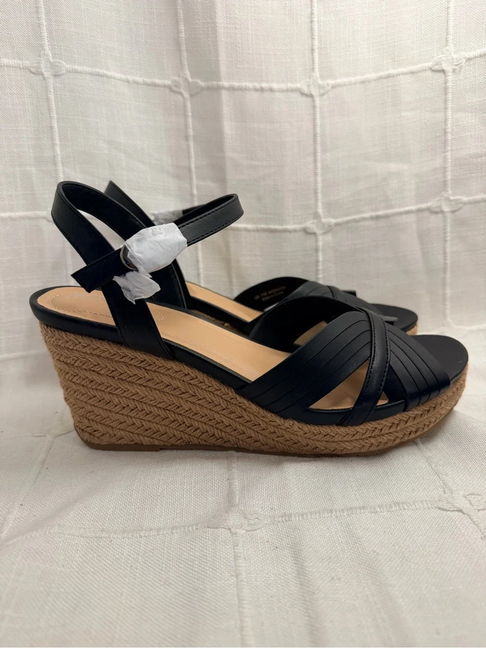 Kenneth Cole Reaction Comi Black Espadrille Wedge Sandals Size 11M NEW